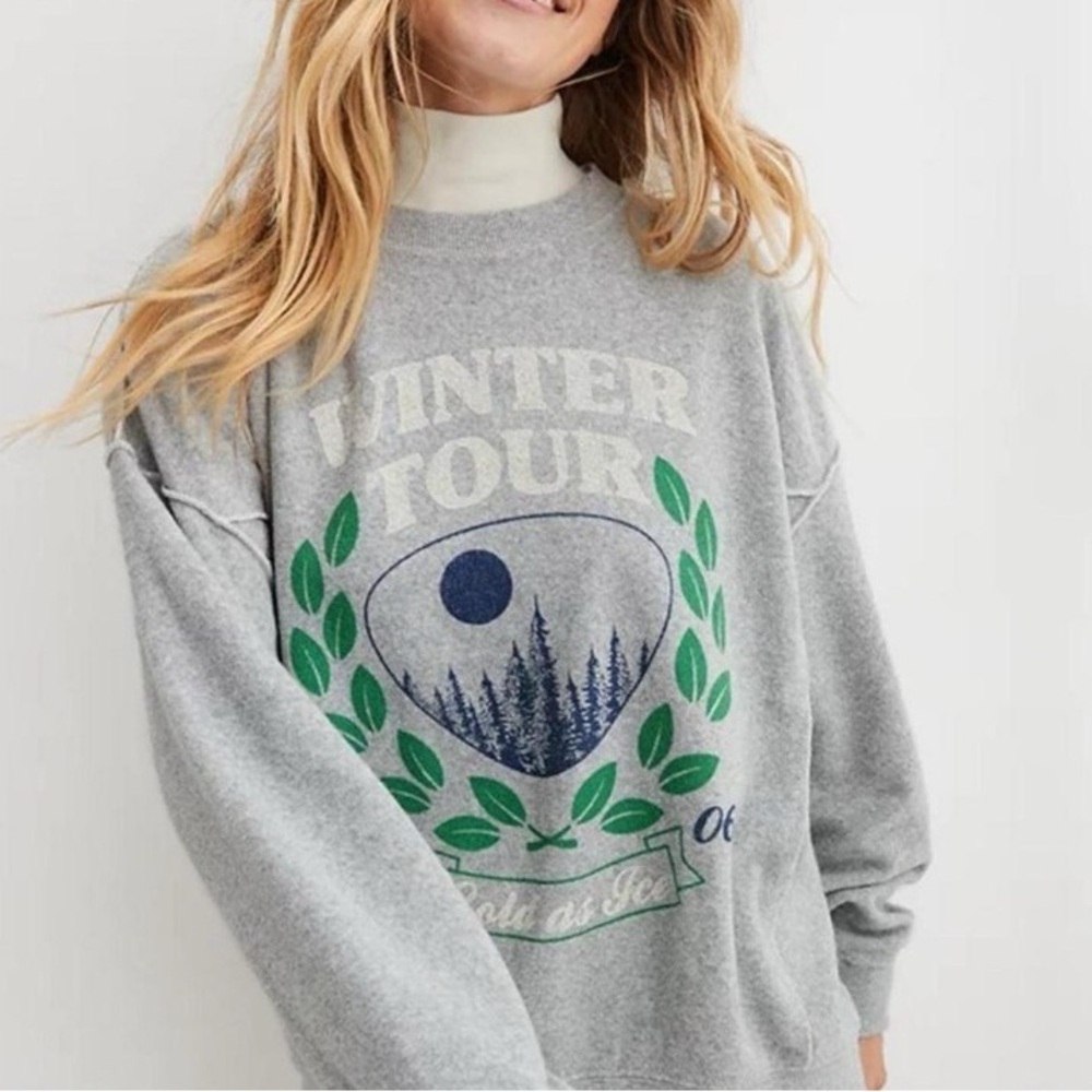 NWOT AERIE CHILL COZY CREW